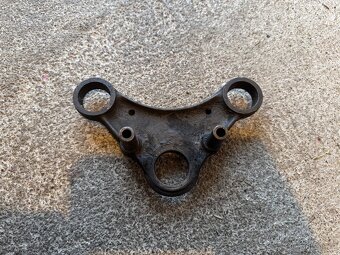 Jawa kyvacka/panelka 250/350 horni bryle Č2 - 2