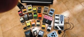 BOSS pedály a jiné - 2