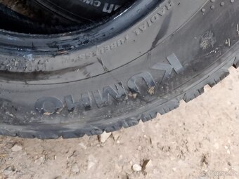 215/70/15c 109/107r Kunho - zimní pneu 2ks dodávkové - 2