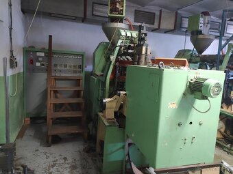 Vyfukovací stroj Chodos M001 (5645) - 2