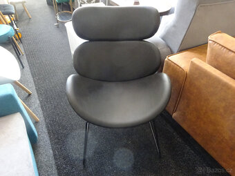 Křeslo Cesar hnědé koňak, černá - 2