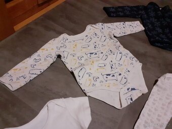 Balík oblečení vel.74 - 2