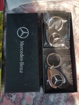 2x nový přívěšek originál Mercedes - 2