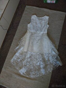 Prodám šaty - 2