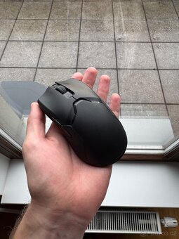 PRODÁNO - herní myš Razer Viper Ultimate - 2