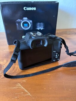 Canon EOS R100 + RF-S 18-45mm - 2