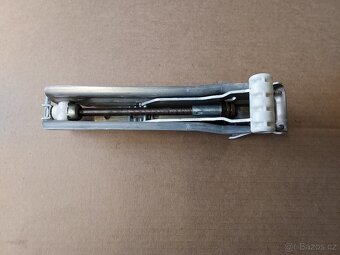 hever Audi  4F0 011 031 - 2