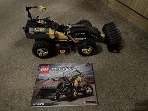Lego technic 42081 nakladač - 2