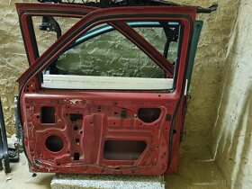 Nissan Terrano WD21 I, dveře, šíbr, tažné, náprava samosvor - 2