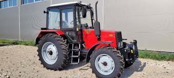 Traktor Belarus 820 kovová kapotaže - 2