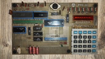 Počítač PMI 80 - 2