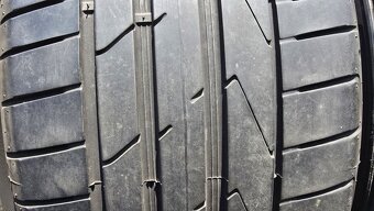 Letní pneu 245/40/18 Hankook - 2