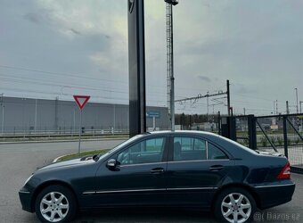 Mercedes C200 Kompressor R.v. 2005 Facelift Avantgarde - 2