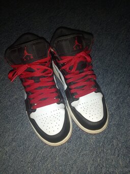 Nike Air Jordan 1 Mid - 2