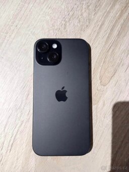 iPhone 15 - 2