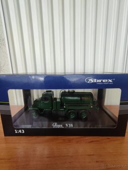 PRAGA V3S - 2