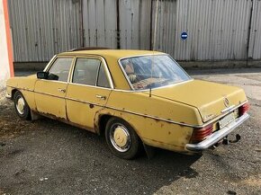 Mercedes w115 240D Dily - 2