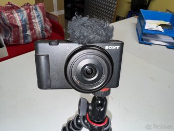 Vlogovací kamera Sony zv1 - 2