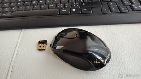 Set bezdrátové klávesnice a myši A4tech - 2