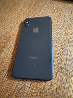 Iphone xs 256gb černý - 2