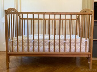 Dětská postýlka s komplet příslušenstvím - 2