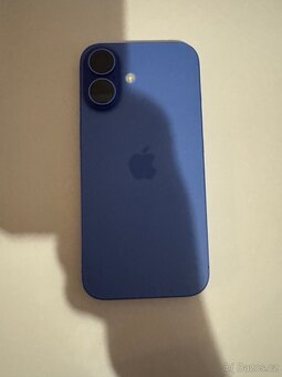 iPhone 16 modrý - 2