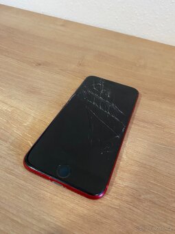 Apple iPhone 8 64GB - 2