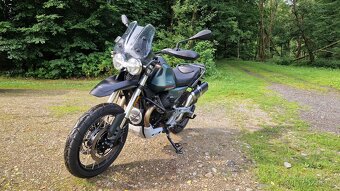 Moto guzzi V85TT - 2