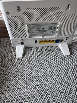 Router Zyxel - 2