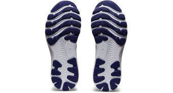 DÁMSKÉ BĚŽECKÉ BOTY Asics Gel-Nimbus 24 - vel.36 - 2