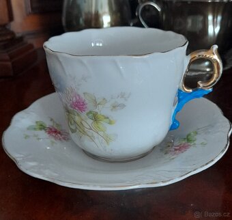 Starožitný porcelánový šálek zn. Carl Tielsch, Co. - 2