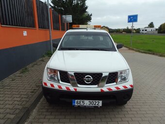 Nissan Navara 2.5 DCi 4x4 taž. 2.7T nová STK - 2
