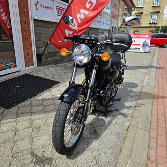 Benelli Imperiale 400,původ ČR,1.majitel,1x kufr,krásný stav - 2
