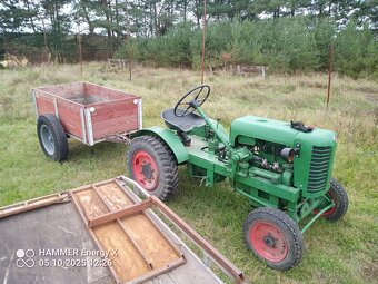 Traktor domácí výroby dvouválec nafta v3s - 2