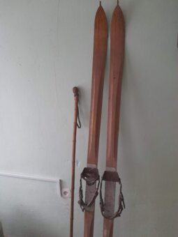 Staré lyže - 2
