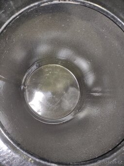 Prodám smaltovaný brutar bílý a hnědý - - 2