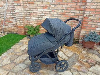 Sportovní kočárek - 2