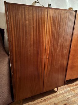 Retro vintage policová skříň – zdarma za odvoz Kadaň - 2