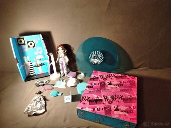 Panenka LOL surprise OMG Remix Lonestar - 2