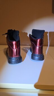 Lesklé dámské / dívčí boty, kotníkové tenisky, vel. 37 - 2