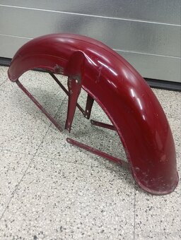 Přední blatník Čz 125,175,250 sport - 2