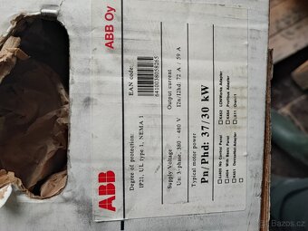 Frekvenční měnič abb - 2