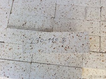 Šamotové cihly prodej ,komín atd - 2