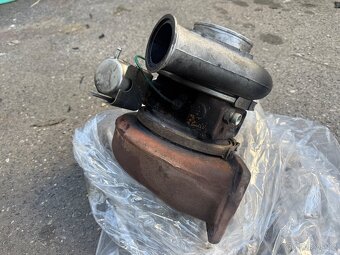 Turbo Crossway E4 a 5, Karosa, repas - 2