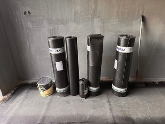 PRODÁM HYDROIZOLAČNÍ PÁS ELASTOBIT GG 40 TL.4/10M2. - 2