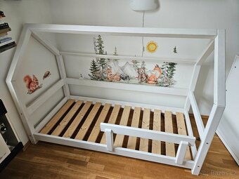 Dětská postel - domeček - 2