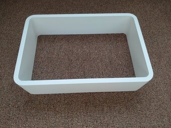 Police bílá nepoužitá - 2