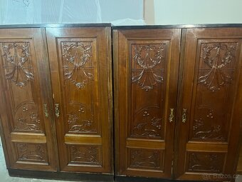Starožitné skříně - 2