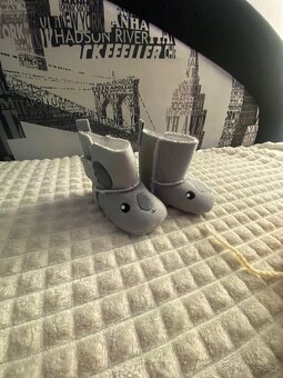 Capáčky a bryndáky - 2