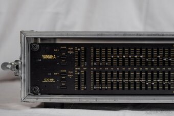Equalizer YAMAHA Q 2031B & case - 2